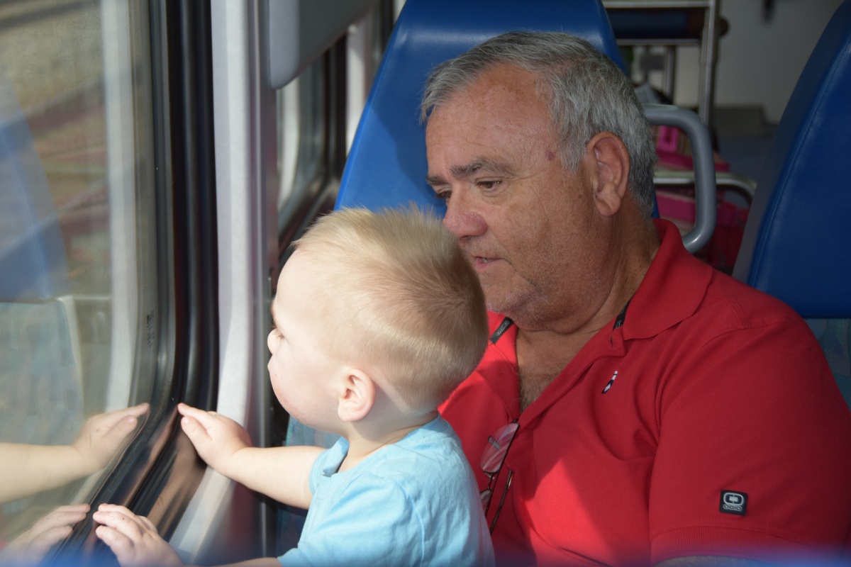A__On the train_DSC_0005